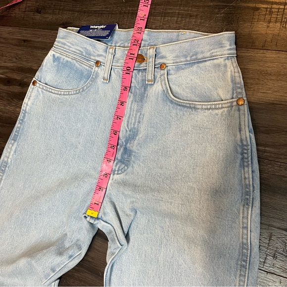 Wrangler Women's Vintage Style Cowboy Cut Classic Slim Fit Jean Size 5x32- NWT - Picture 15 of 15